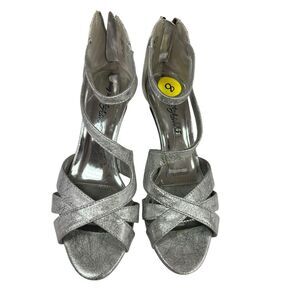 Easy Street Women's Silver Stiletto Heels Size 8 Rounded Toe Pump